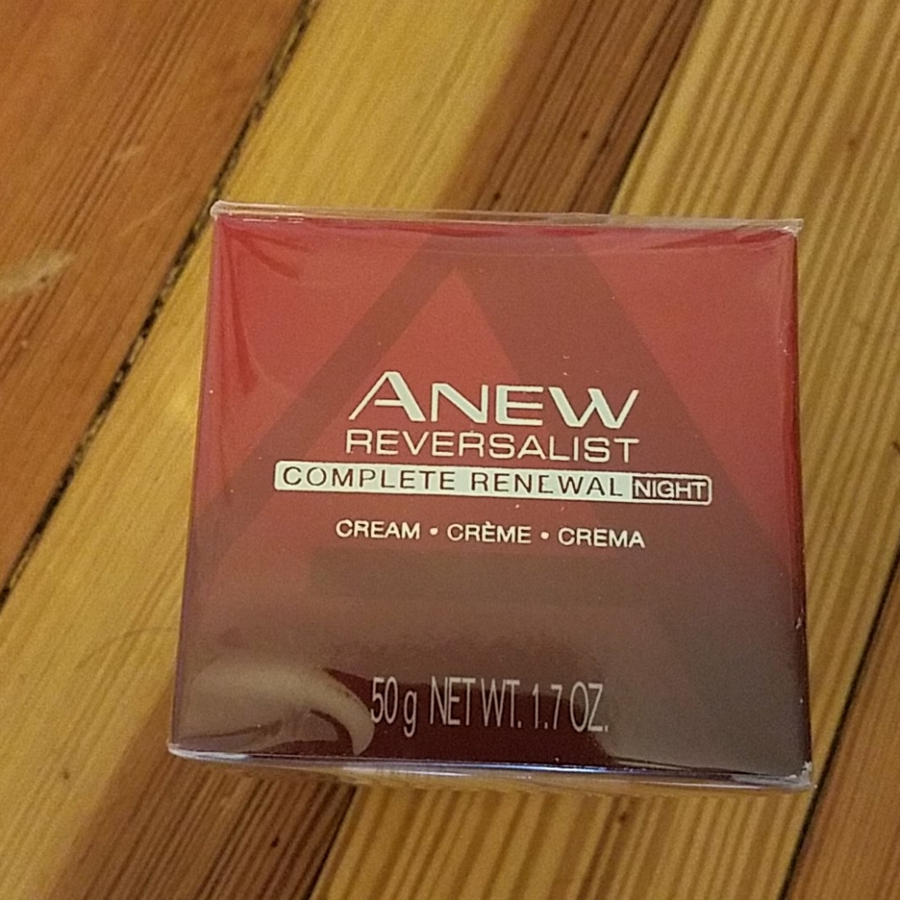 Avon ANEW reversalist night cream, full size, new